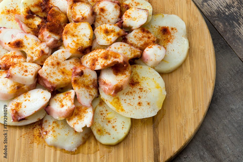 Pulpo a la gallega. Galician octopus on wood. Typical spanish food
Pulpo a la gallega. Galician octopus on wood. Typical spanish food