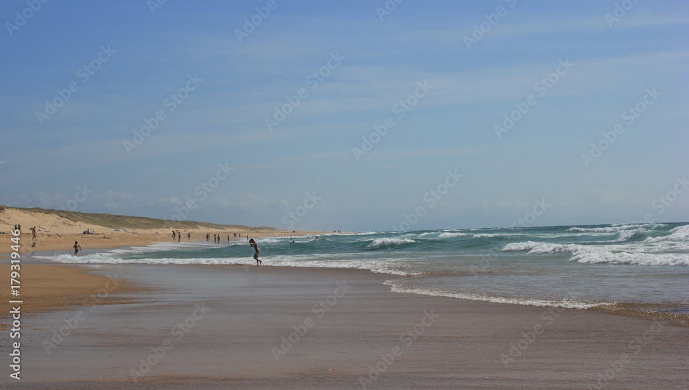 Marée basse, plage des Landes, France Marée basse, plage des Landes, France