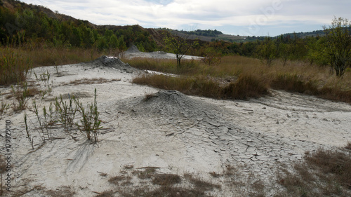 Geyser di metano in argilla alle salse di Nirano photo