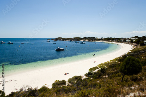 Geordie Bay - Rottnest Island - Australia © Adwo