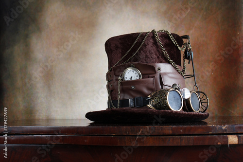 Cuadro en lienzo Steampunk ciclista fine 800