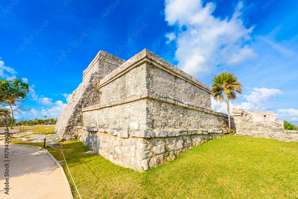 Temple ruins in Tulum of the Ancient Maya Archeological Site in Yucatan, Riviera Maya, Mexico Temple ruins in Tulum of the Ancient Maya Archeological Site in Yucatan, Riviera Maya, Mexico