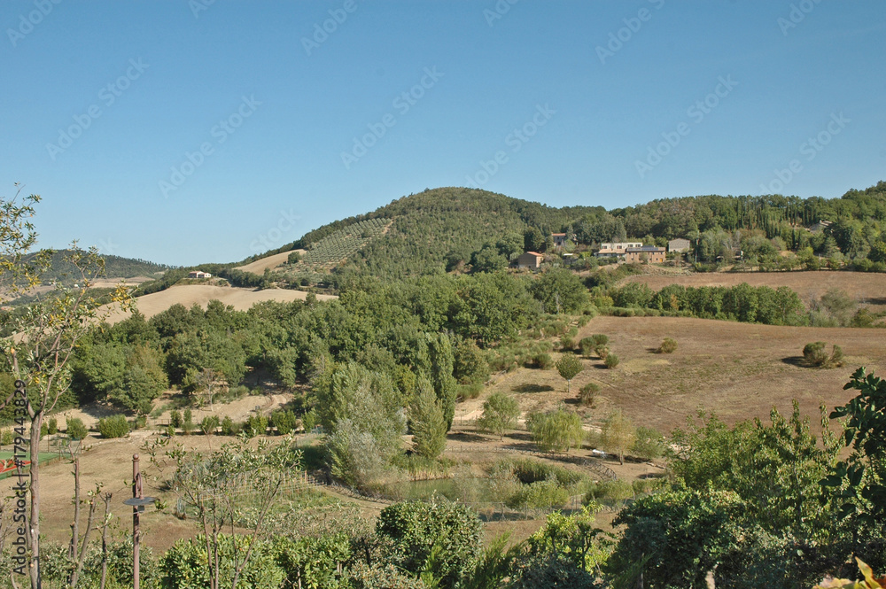 La campagna e le colline umbre ad Assisi