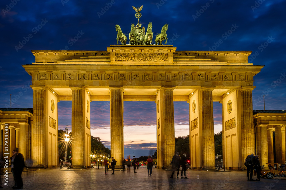 BERLIN, GERMANY - SEPTEMBER 23, 2015: Famous Brandenburger Tor (Porta di Brandeburgo), Germany