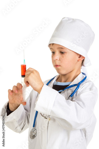 Doctor preparing to make an injection.