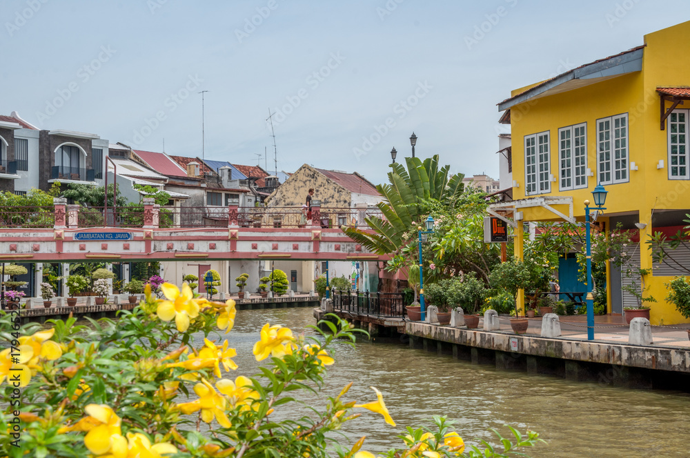 panorama des quais de Malacca - obrazy, fototapety, plakaty 