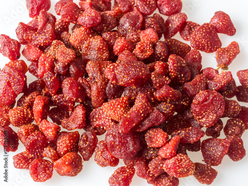 Dried strawberry bake with honey