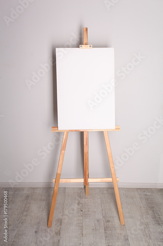 White canvas on the easel
