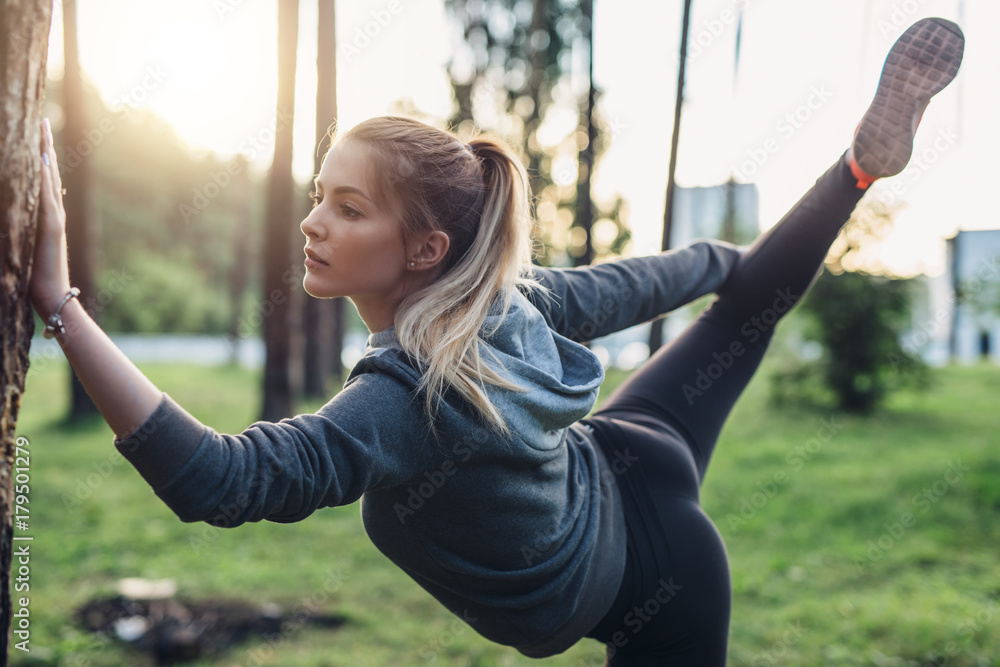 Leg hold exercise cheap