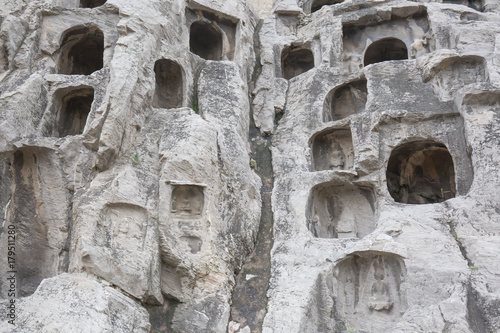 Longmen Grottoes photo