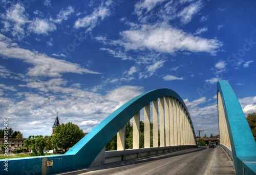 Pont sur le Rh  ne    Loyettes  Ain  France