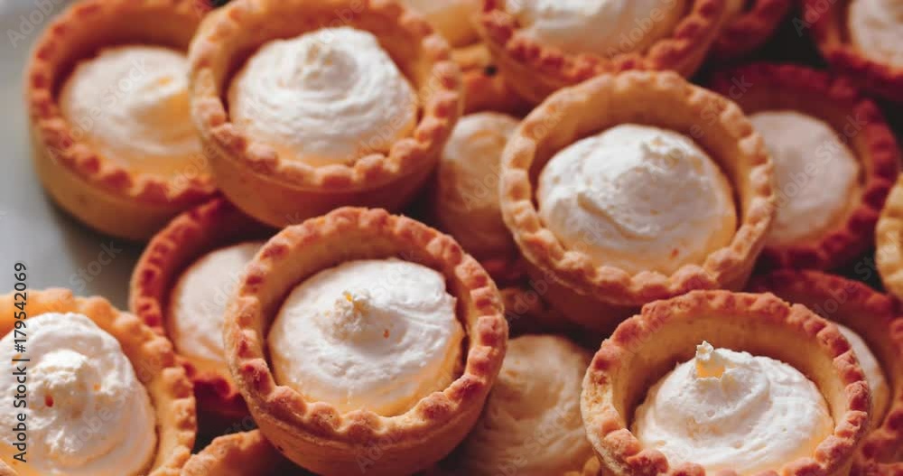 Small cakes with cream Small cakes with cream