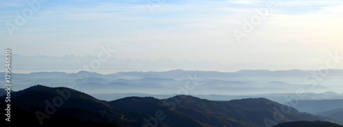 Schwarzwald-Bergpanorama