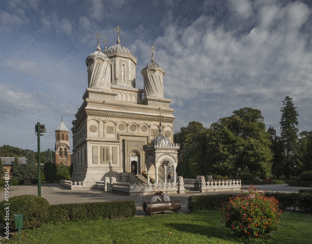 Die berühmte Kirche von Arges (Rumänien).