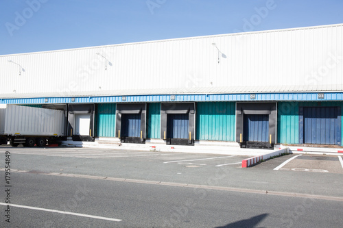 industrial truck loading dock Distribution center