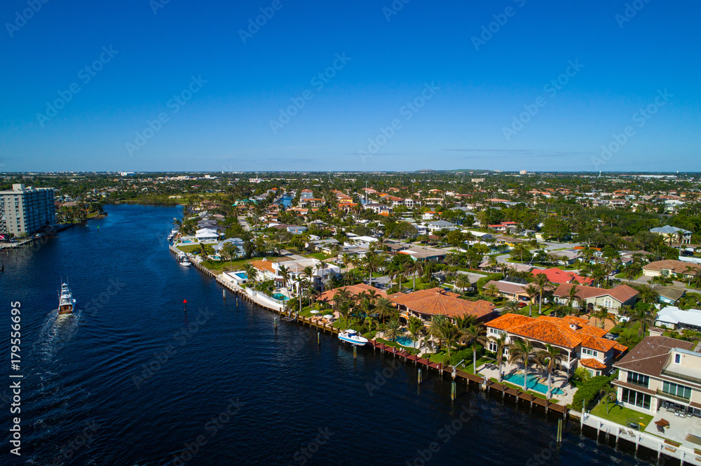 Aerial image of luxury homes in Hillsboro Florida
