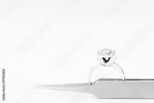 Reparation and restoration of jewelry