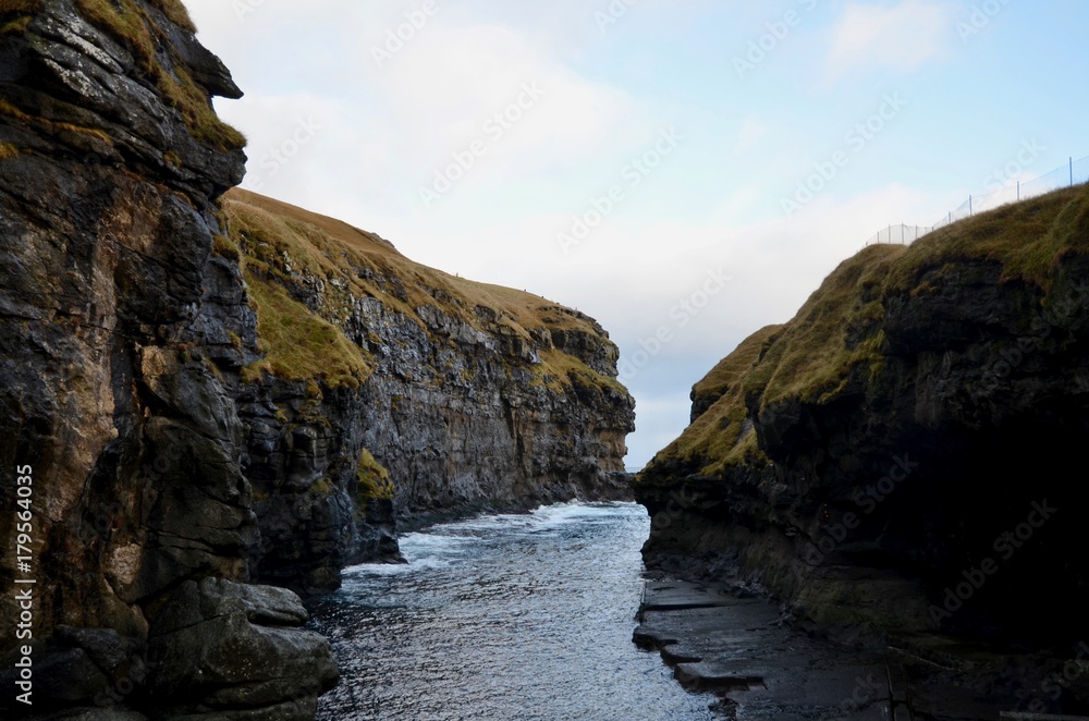 フェロー諸島 Faroe Islands エストゥロイ島 エストロイ島 Eysturoy Island ギョグ Gjógv