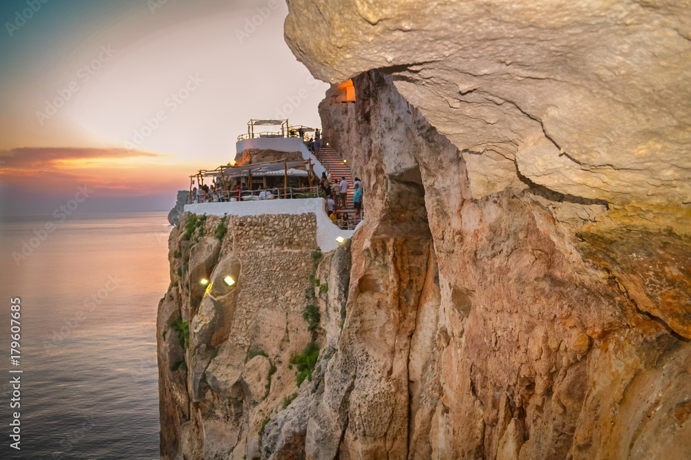 Fotografija Cuevas de Xoroi Menorca Spain na Europosterji.si