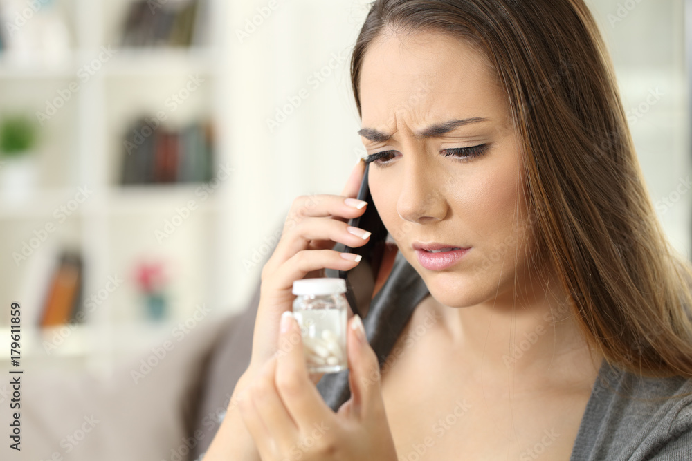 Worried girl asking information about medicines Worried girl asking information about medicines