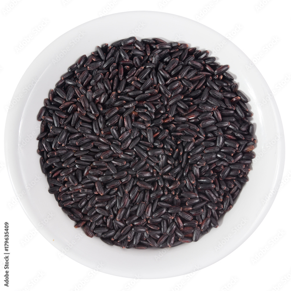 Top view of grains on ceramics bowl.