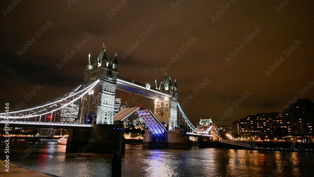 Obraz premium Tower bridge, London, UK