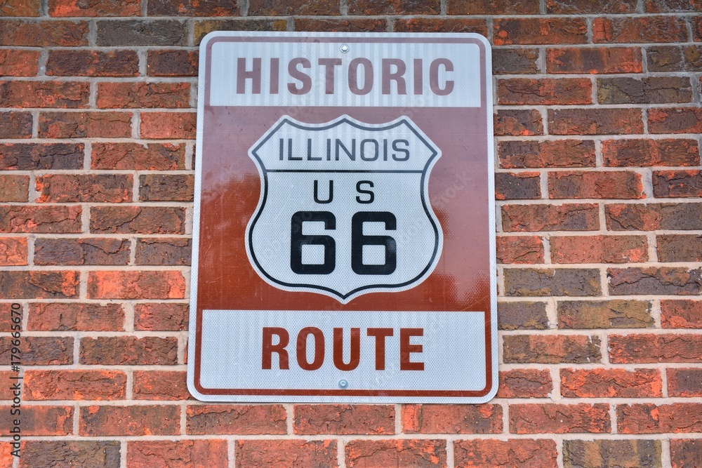 Fototapeta premium Historic Route 66 sign.