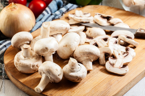 Fresh white mushrooms