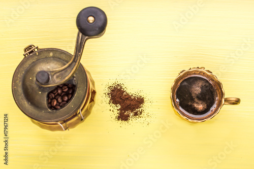 Картината върху платно coffee grinder and coffee beans. concept preparation of coffee