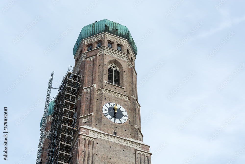 The church Frauenkirche in Munich under construction