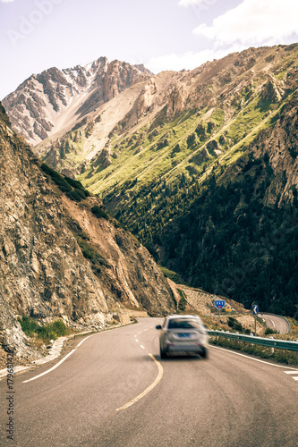 The road through the mountains