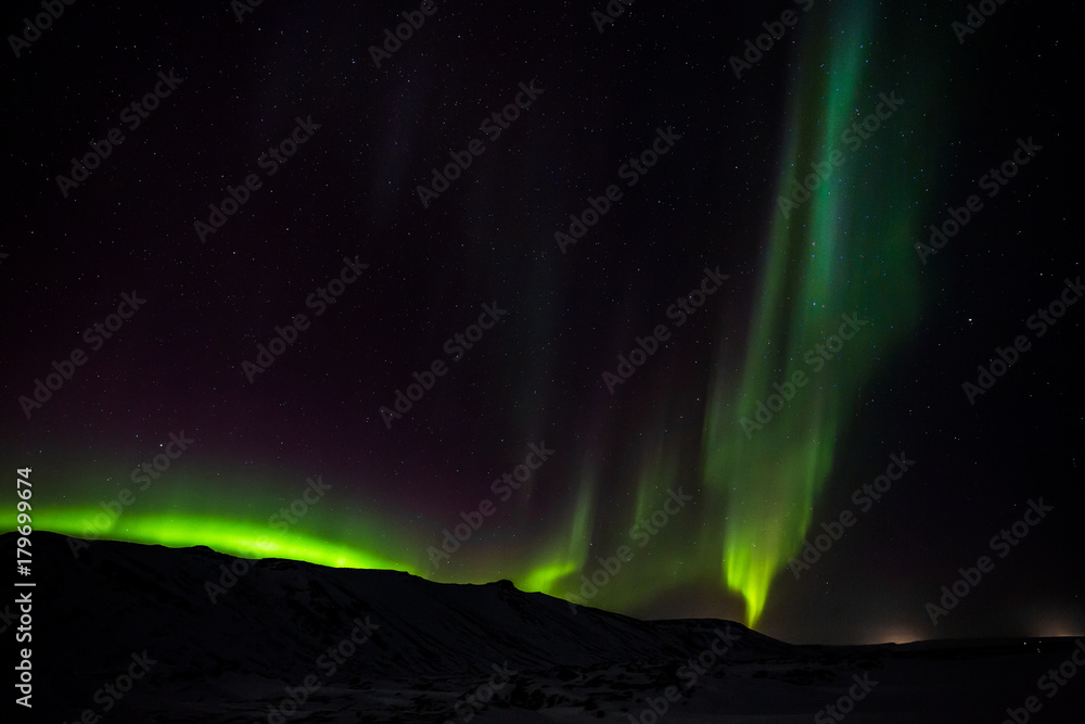 Polarlicht (Aurora borealis) über Island