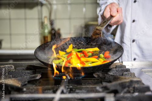 Fototapeta Naklejka Na Ścianę i Meble -  Kochen
