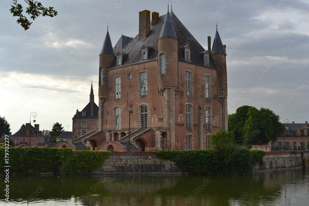 Naklejka premium château de Bellegarde, la Loire, France