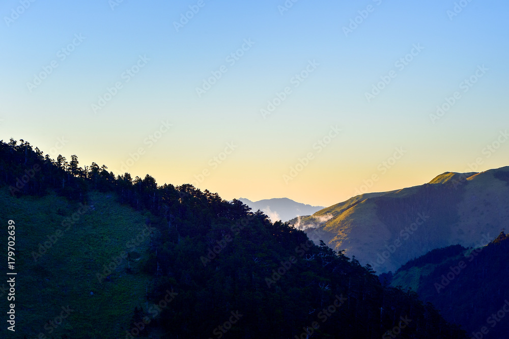 silhouette of beautiful mountain with blue sky at sunset
silhouette of beautiful mountain with blue sky at sunset
