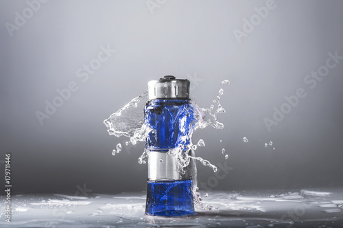 Water bottle with water splash