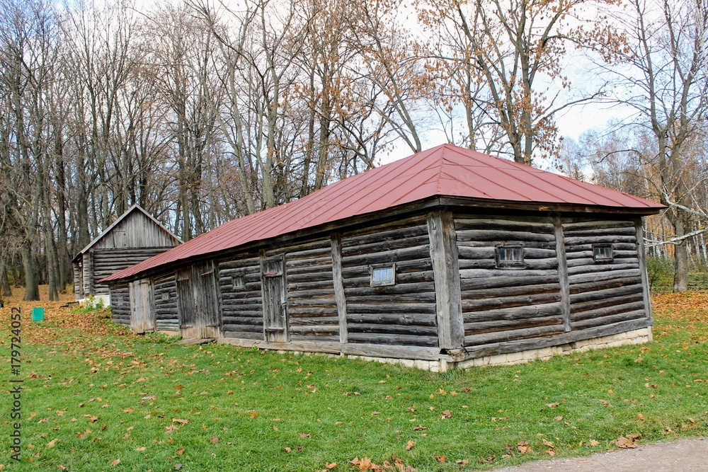 Wooden hut in the estate of Count Leo Tolstoy in Yasnaya Polyana in October 2017. Wooden hut in the estate of Count Leo Tolstoy in Yasnaya Polyana in October 2017.