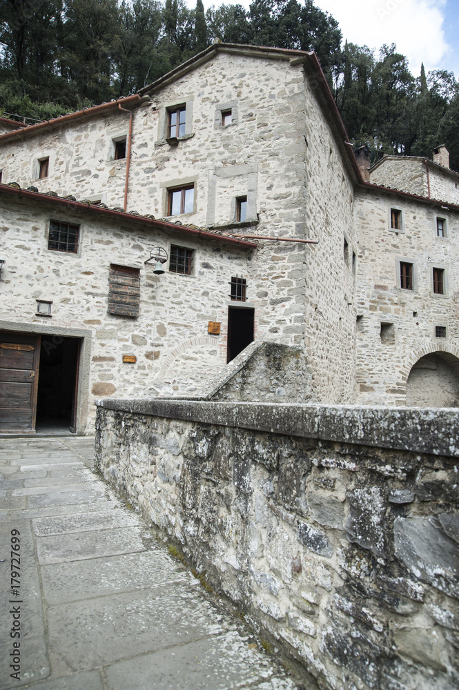Obraz premium Convent de le celle - Cortona - Arezzo. The Convent de Le Celle is a 13th-century Franciscan Convent located in Le Celle, just outside Cortona, region of Tuscany, Italy.