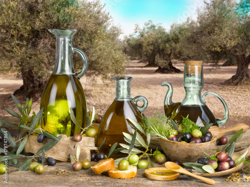 virgin olive oil photo