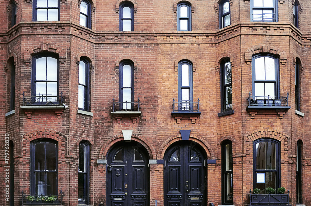 Fototapeta premium Old red brick house in Brooklyn