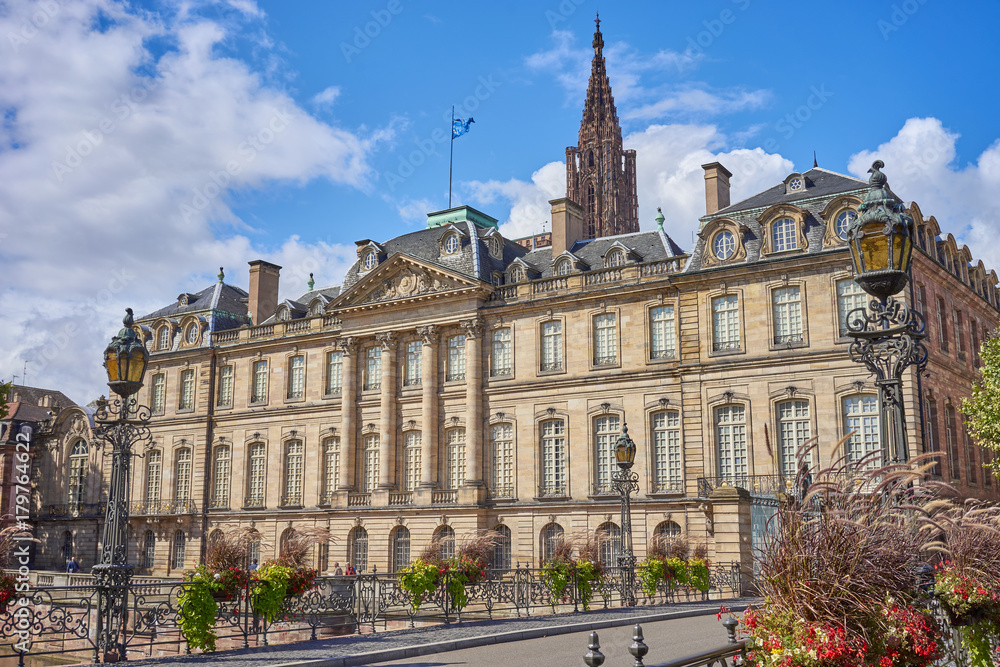 Obraz premium former residence of the prince-bishops and Palais Rohan in Strasbourg, France / cardinals of the House of Rohan, an ancient French noble family