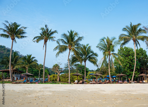 Tropical sand beach © arbalest