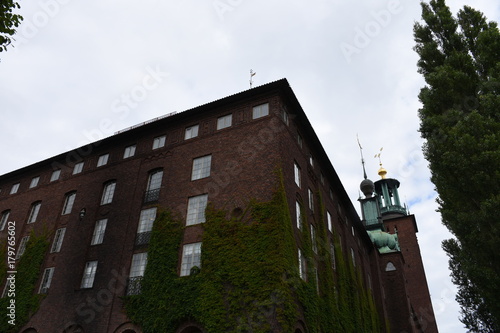 Stockholms stadshus, Stadtregierung, Statue, Gold, Säule, Regierung, Stadtparlament, Insel, Kungholmen, Riddarfjärden, Turm, Altstadt, Stadtzentrum, Stadthausturm, Wahrzeichen photo