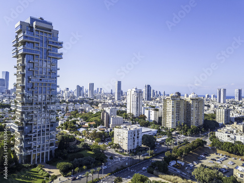 Park Tzameret akirov is a newly built residential neighborhood of Tel Aviv israel apartment buildings, surrounded by green space panoramic view Kikar Hamedina