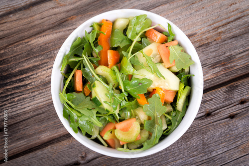 arugula papaya balsamic salad