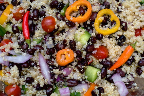 Quinoa and black bean salad for weight loss. - Quinoa is a pseudo-grain that has all nine essential amino-acids