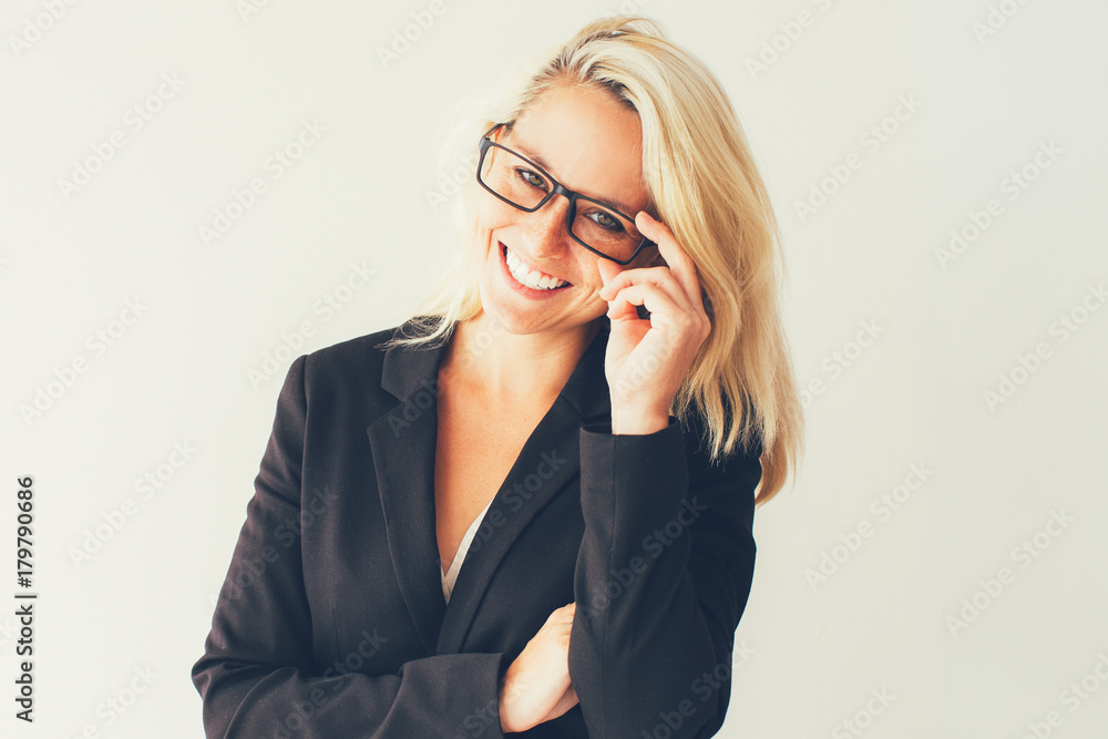 Φωτογραφία Portrait of happy young businesswoman in glasses