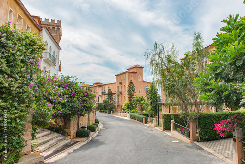 Fototapeta Naklejka Na Ścianę i Meble -  Building of tuscany town