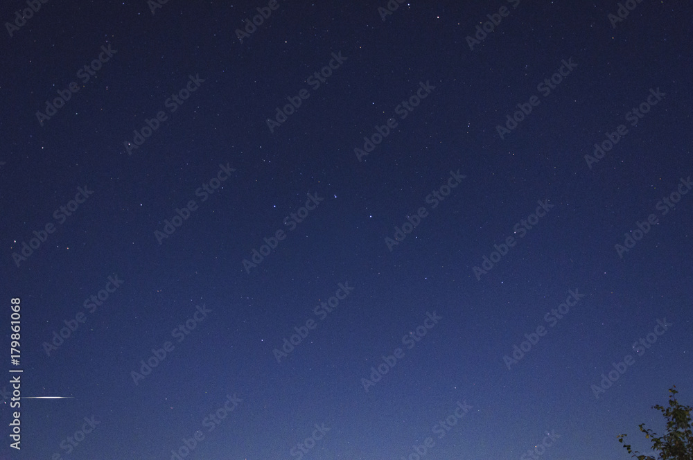 Fototapeta premium Meteor in the starry sky
