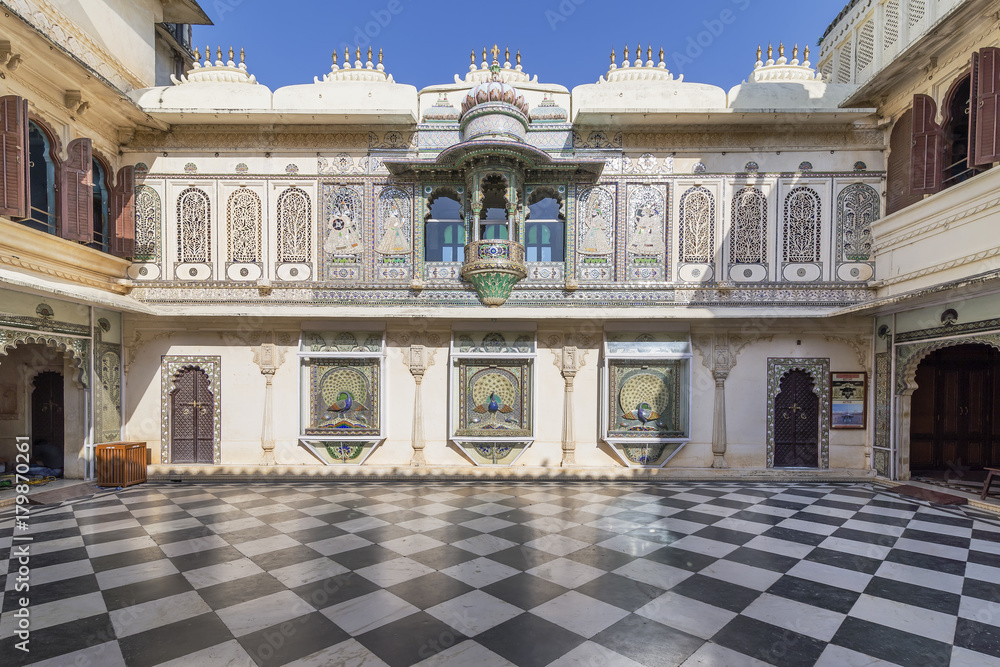 Obraz premium Detail of the City Palace, Udaipur, Rajasthan, India